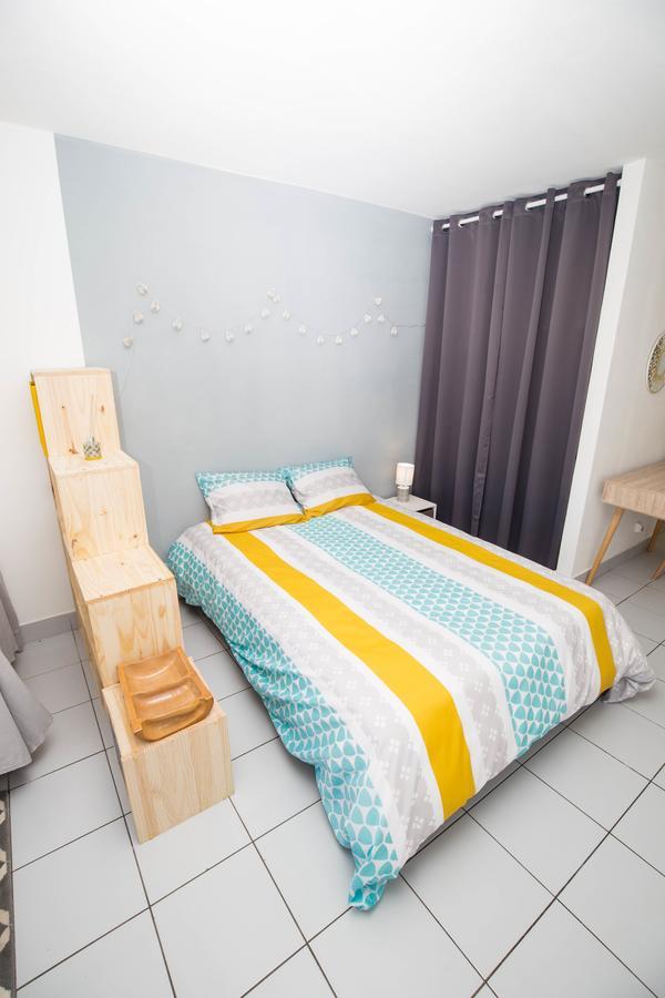 Apt 5 Min A Pied Centre Ville Saint-Gilles-les-Bains Exterior photo