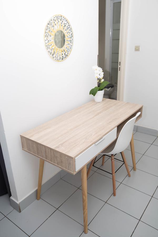 Apt 5 Min A Pied Centre Ville Saint-Gilles-les-Bains Exterior photo